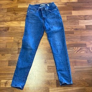 Levi 721 High rise skinny jean